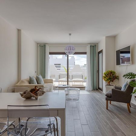 Homeforguest Flat With Large Terrace In Modern Residential Complex With Swimming Pool Caleta de Fuste Exterior foto