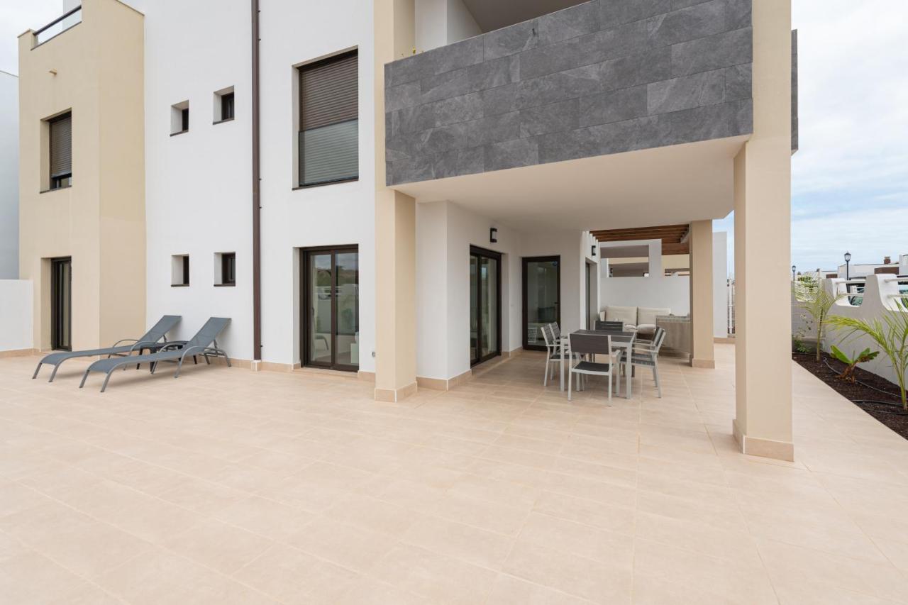Homeforguest Flat With Large Terrace In Modern Residential Complex With Swimming Pool Caleta de Fuste Exterior foto