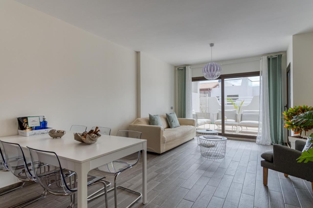 Homeforguest Flat With Large Terrace In Modern Residential Complex With Swimming Pool Caleta de Fuste Exterior foto