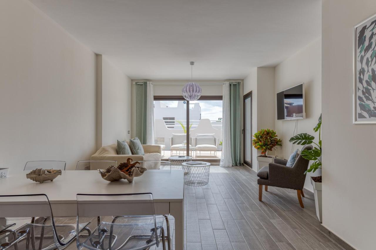 Homeforguest Flat With Large Terrace In Modern Residential Complex With Swimming Pool Caleta de Fuste Exterior foto